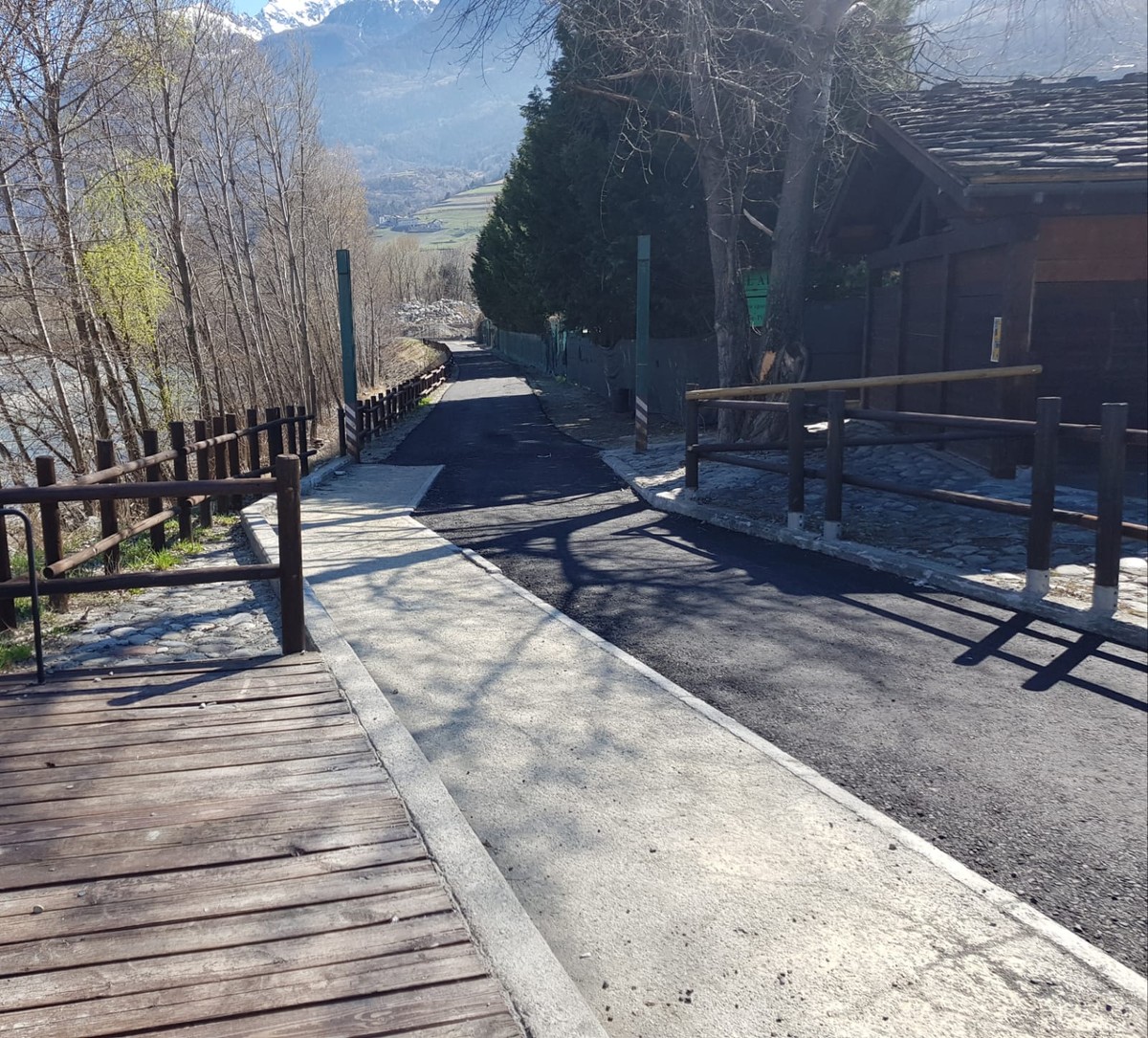 Aree Verdi Ancora Chiuse Nella Mont Emilius Ma Riapre La Ciclabile Velo Doire Valledaostaglocal It