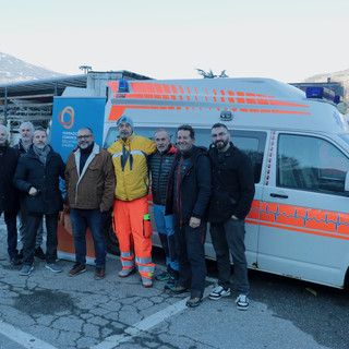 Un gesto di solidarietà dalla Valle d'Aosta: un'ambulanza valdostana in Ucraina per sostenere le vittime del conflitto