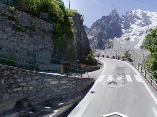 Courmayeur - Riapertura della strada della Val Veny