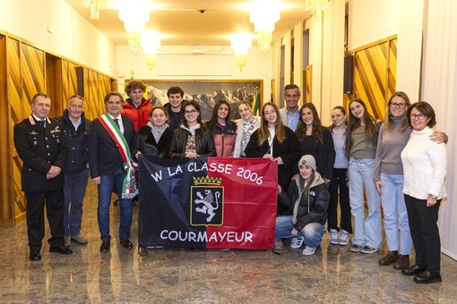 I 27 coscritti del 2026: Bonometti Benedetta, Buccella Davide, Caglianone Gaia, Cavaliere Francesco, Crosio Angelica, D’Anna Silvana, D’Antonio Giada, El Kasmi Abdelhamid, Granata Giulia Giovanna, Minnella Franscesca, Panizzi Leonardo, Passino Rudi, Peraglie Matteo, Perrier Loic, Perrone Anais, Perrone Angelica, Raphael Gaia Juliette, Re Giada, Russi Pablo Nicolas, Stuffer Arianna, Thomasset Laura, Tornago Michele, Trieste Martina, Vaglio Alice, Vandone Giulia Maria, Yeuillaz Nicole, Zecchi Tommaso