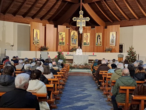 A Saint Martin de Corleans la Messa di Lo Rèi de l'Univer animata dal Coro di Sant'Orso tra fede e tradizione