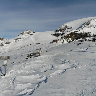 Stazione di monitoraggio del permafrost posizionata al Colle Superiore di Cime Bianche, nel comprensorio di Cervinia in Valle d’Aosta (ph. Arpa VdA)