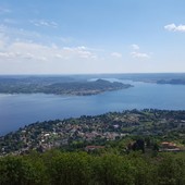 Il lago che sembra un fiume visto dal Monte Croce (ph. Mauro Carlesso)