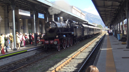 Gruppo Matou.tv presenta il documentario sul treno storico Chivasso-Aosta