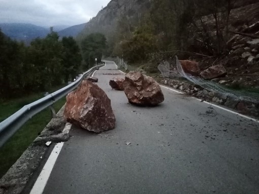 Caduta massi sulla strada di Valpelline