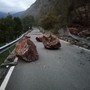 Caduta massi sulla strada di Valpelline