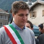 Il sindaco Mathieu Ferrari al centro di una clamorosa polemica per l'intitolazione di una via