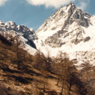 Il Bric Bucie visto salendo al Colle dell’Urina