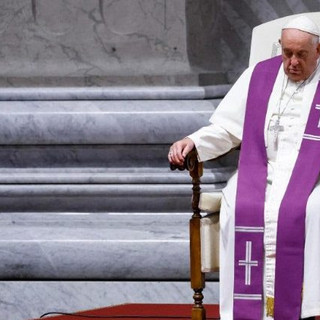 Il Papa: chiediamo perdono con vergogna a chi è stato ferito dai nostri peccati