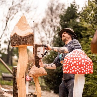 Alle Scuderie del Forte di Bard l’installazione artistica 'The Mushroom Fortress' di Michel Vecchi