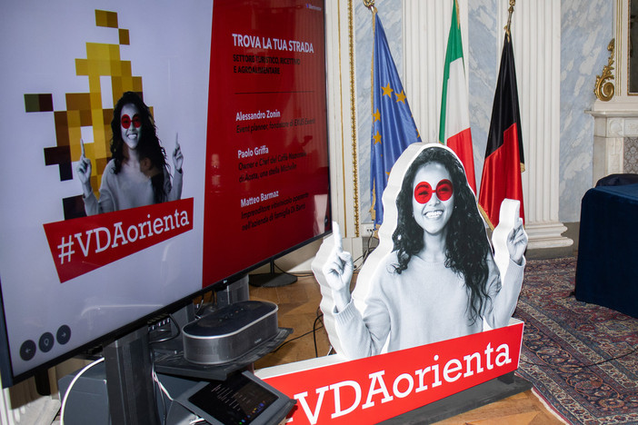 #VDAorienta 2025: un’edizione ricca di incontri e opportunità per il futuro dei giovani valdostani