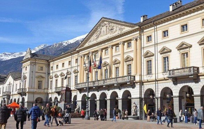 AOSTA: “CECI N’EST PAS UNE ASSIETTE”, CONCERTI IN CENTRO