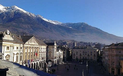 Avviso asta pubblica per assegnazione in locazione locali comunali in via Colonnello Alessi 9-15