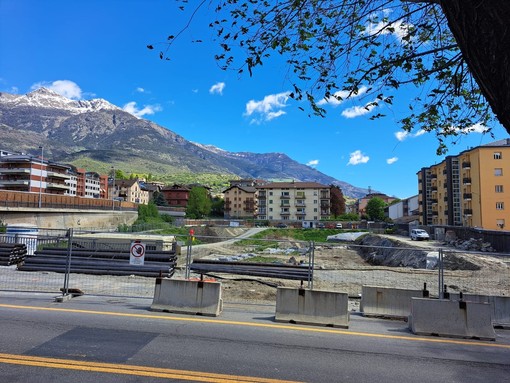 VdA Aperta preoccupata per lentezza cantiere ospedale Parini