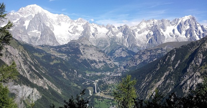 Courmayeur:  Nasce il progetto CourmAttivi,   attività ricreative per le persone della terza età