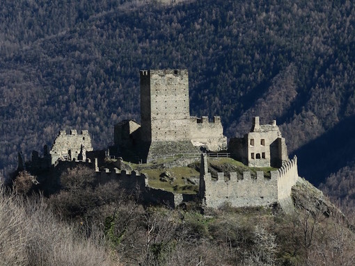 MONTAGNA VDA: VILLAGGIO DI DEL