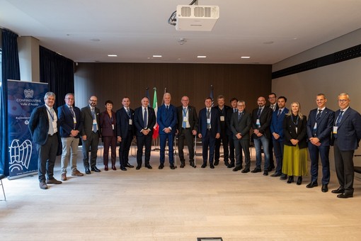 L'Assemblea di Confindustria VdA lancia un patto per il Ffuturo dei giovani e delle imprese