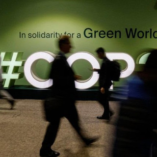 Cop29, il Papa: basta ritardi e indifferenza. Cancellare il debito dei Paesi poveri