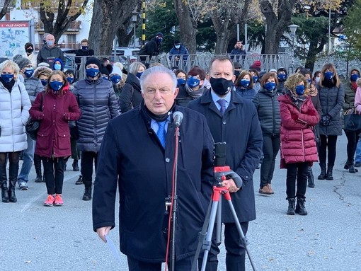 Graziano Dominidiato (sn) e Adriano Valieri, rispettivamente presidente e direttore generale di Confcommercio VdA ad una recente manifestazione di commercianti, ristoratori, bar, turismo e terziario