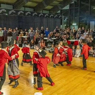 Féiha di Creméyèren 2024, La magia di Courmayeur tra tradizione, musica e festa per l'inizio della stagione invernale