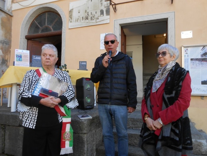 A sinistra Sindaco Bussoleno, al centro Sindaco di Caselette e a destra vicesindaco di Vaie