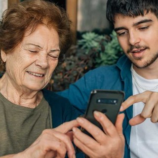 I Nonni pilastro della società moderna