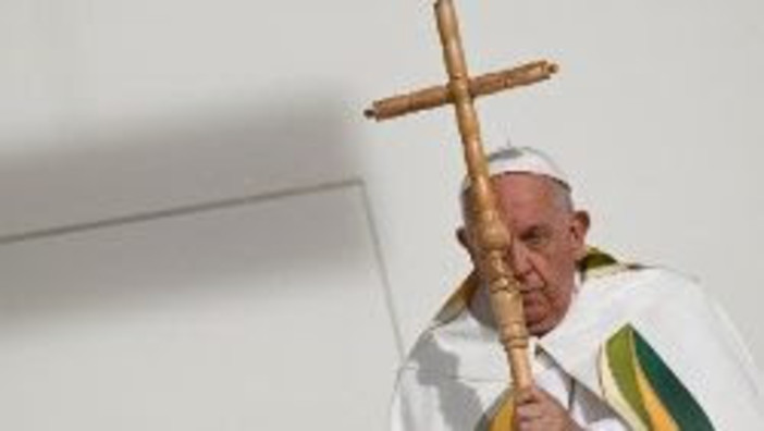 PAPA: nella Chiesa non c’è posto per gli abusi, il male va portato allo scoperto