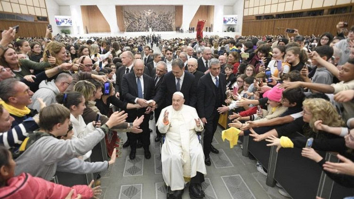 PAPA: in Dio la speranza per questa terra abusata e ferita. Il Giubileo invita a ricominciare