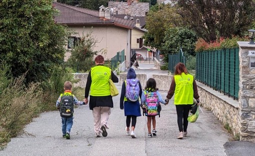 Quart: L'Amministrazione comunale scommette sul Pedibus: mobilità sostenibile per i più piccoli