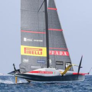 Luna Rossa battuta, Ineos Britannia vince Louis Vuitton Cup e vola all'America's Cup