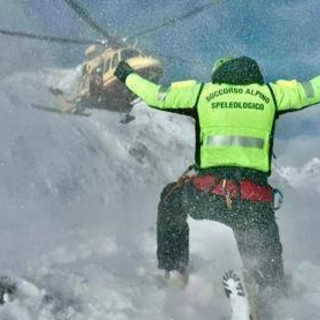 Valanga sul Tonale, travolti tre scialpinisti: uno è morto