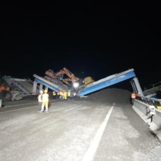 Crollo cavalcavia a Roma durante lavori su D19, Procura apre indagine