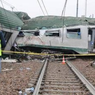 Disastro ferroviario Pioltello, una condanna e otto assoluzioni tra cui l'ex ad Rfi Gentile