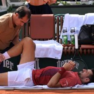 Roland Garros, per Djokovic quarti di finale a rischio: &quot;Non so se ce la farò&quot;