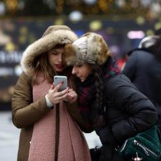 Natale 2024 con la neve, feste al freddo: previsioni meteo