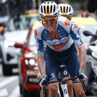 Tour de France, Bardet vince la prima tappa e conquista la maglia gialla