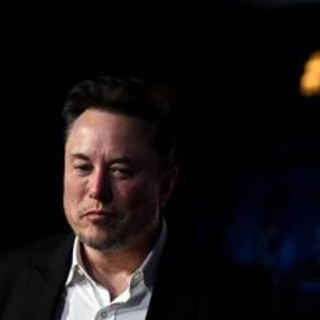 Tentato omicidio Trump, Elon Musk: &quot;Nessuno prova a uccidere Biden e Harris&quot;