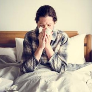 Influenza australiana, primi casi in Italia: &quot;Colpisce anche cervello&quot;. Tutti i sintomi