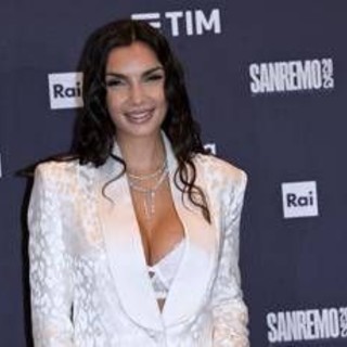 Sanremo 2025, Elettra Lamborghini: chi è la co-conduttrice della terza serata del Festival