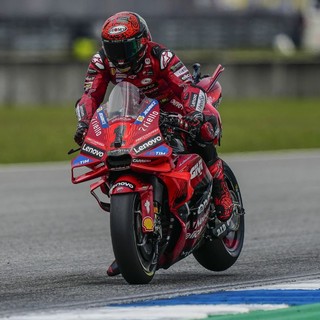 MotoGp, in Thailandia vince sul bagnato Bagnaia e va a -17 da Martin