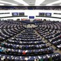 Parlamento Ue “Rafforzare il sostegno militare all’Ucraina”