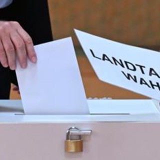 Elezioni Brandeburgo, Spd in leggero vantaggio su Afd: exit poll