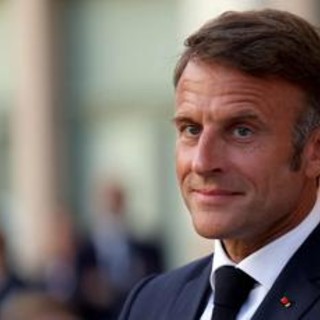 Israele, Macron: &quot;Francia non fornirà armi da usare a Gaza&quot;