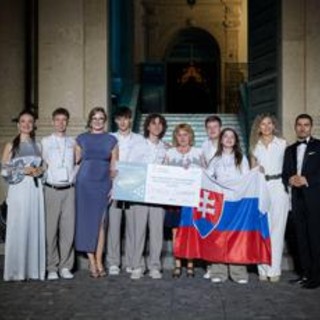 UniCredit foundation, giovane team Devecol vince premio Re-power your future