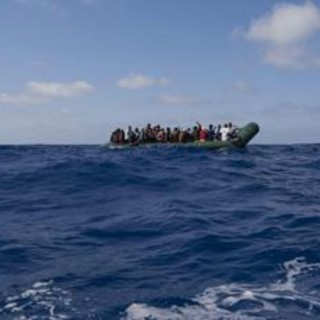 Migranti, nuovo naufragio nella Manica: &quot;Diversi morti&quot;