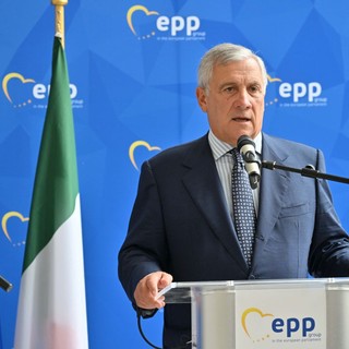 Tajani “Combattimenti in corso, gli italiani lascino il Libano”