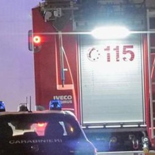 Autocarro sbanda e finisce contro guardrail, 2 morti su statale tra Foggia e San Severo