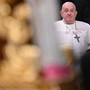 Papa Francesco ricoverato, Vaticano: &quot;Condizioni critiche, stamani crisi respiratoria: prognosi riservata&quot;