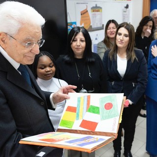 Mattarella visita una scuola di Palermo “Il dialogo fa crescere”