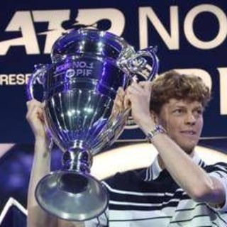 Sinner non gioca, ma resta numero 1: da Alcaraz a Zverev, gli scenari per il ranking Atp